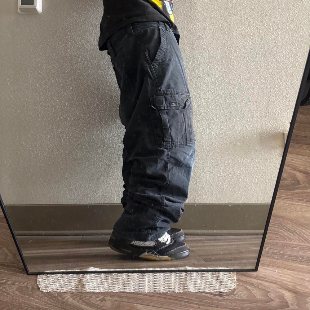 Vintage Y2K/2000s Baggy Black Streetwear Skater Cargo Pants! 38x34 - Picture 2 of 7